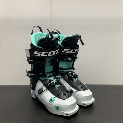 VÝPRODEJ použitých skialpových bot