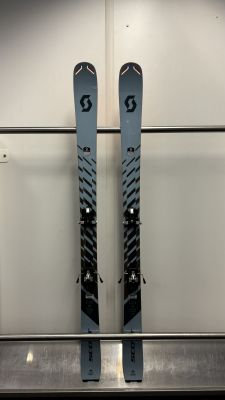 SCOTT SUPERGUIDE 88 W testovací dámské skialpové lyže + vázání Fritschi Vipec Evo 90 + pásy MONTANA Montamix 22/23 - 168 cm