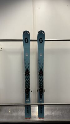 SCOTT SUPERGUIDE 88 W testovací dámské skialpové lyže + vázání Fritschi Xenic + pásy MONTANA Adrenaline 20/21 - 144 cm