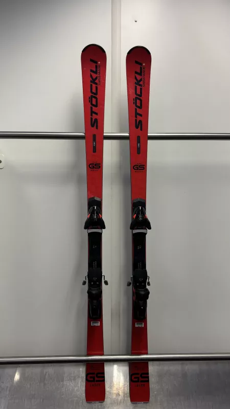 STÖCKLI GS testovací lyže set + vázání SRT 12 + deska SRT SPEED 23/24 Stöckli