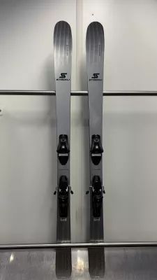 STÖCKLI STORMRIDER 88 testovací lyže set + vázání N Strive 13 black 24/25 Stöckli
