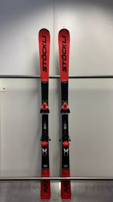 STÖCKLI AXIS PRO testovací lyže set 177 cm + vázání MC 12 19/20



 | 177 cm