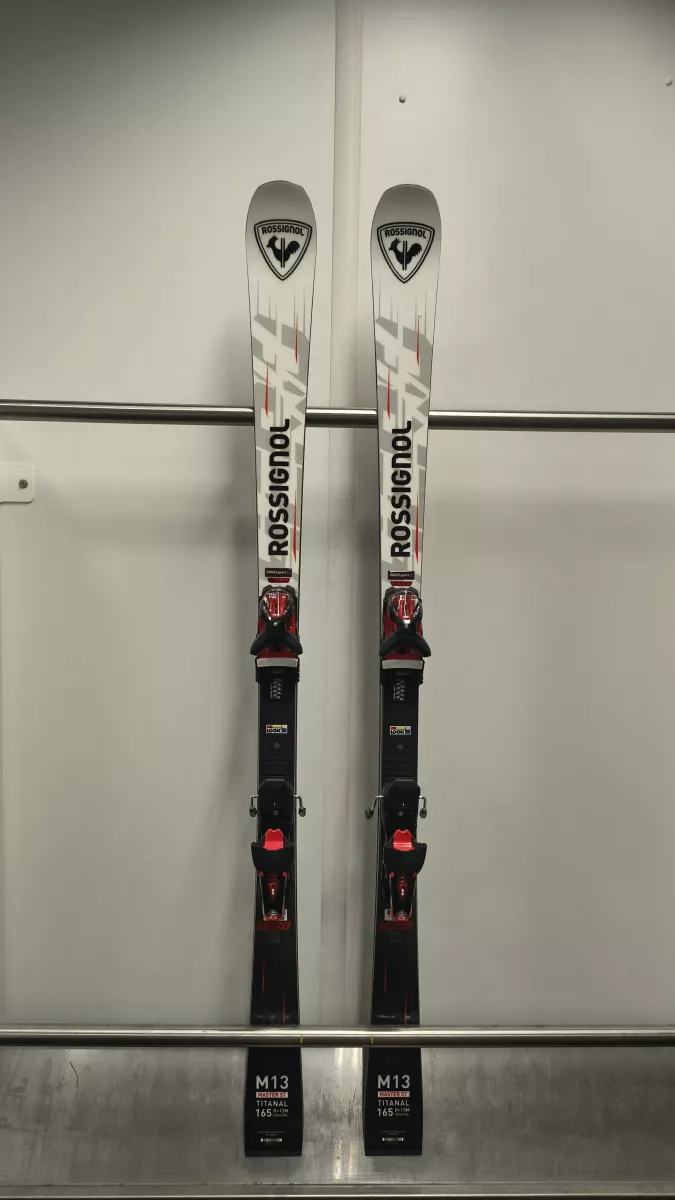 ROSSIGNOL HERO MASTER ST R22 testovací lyže + vázání 25/26