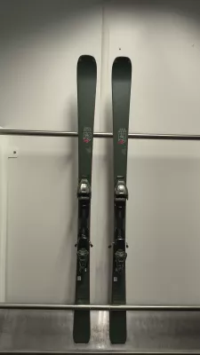 VAN DEER H-POWER 78 R14,5 testovací lyže set + vázání Marker Comp 13 25/26 | 167 cm, 183 cm, 191 cm