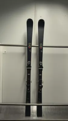 VAN DEER H-POWER testovací lyže set + vázání Look 25/26 | 175 cm