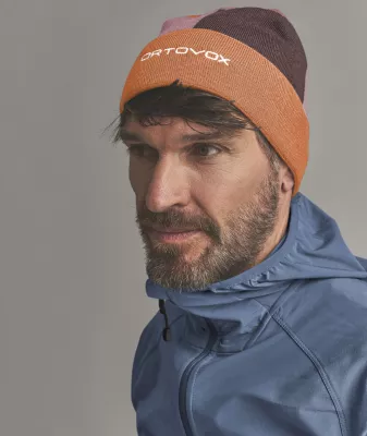 ORTOVOX PATCHWORK BEANIE faded tangerine čepice ORTOVOX PATCHWORK BEANIE faded tangerine čepice