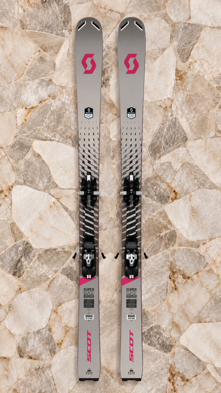 SCOTT SUPERGUIDE 88 W testovací skialpové lyže růžové + vázání Fritschi Vipec Evo 90 + pásy MONTANA Montamix 21/22